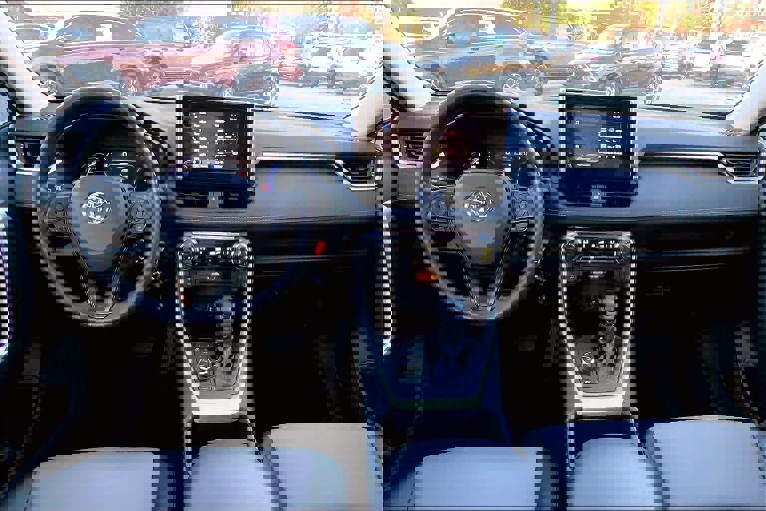 Used 2025 Toyota RAV4 LE image 15