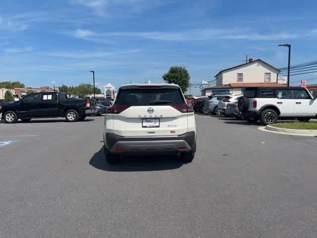 Used 2021 Nissan Rogue SV w/ Premium Package AWD/4WD image 5