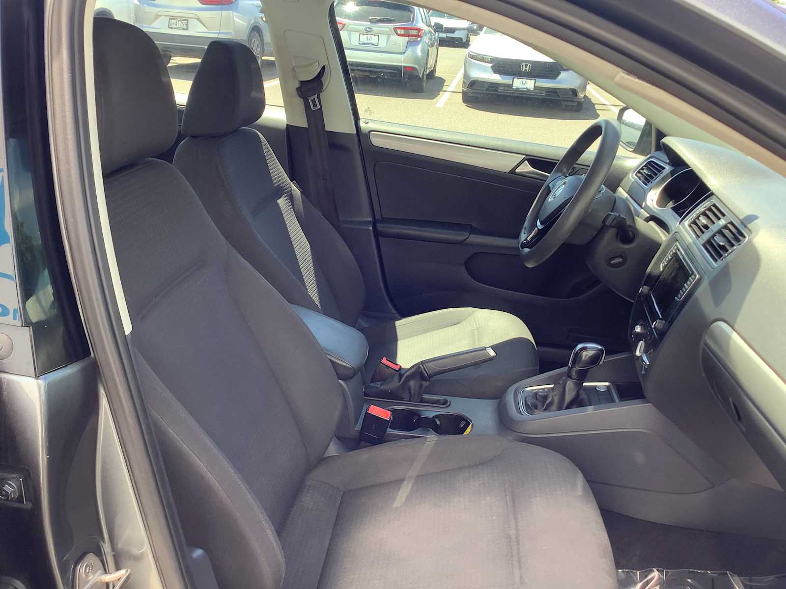 Used 2016 Volkswagen Jetta SE FWD image 15