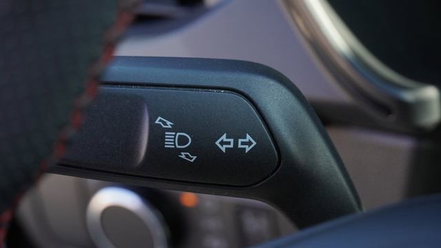 Used 2025 Ford Escape ST-Line image 29