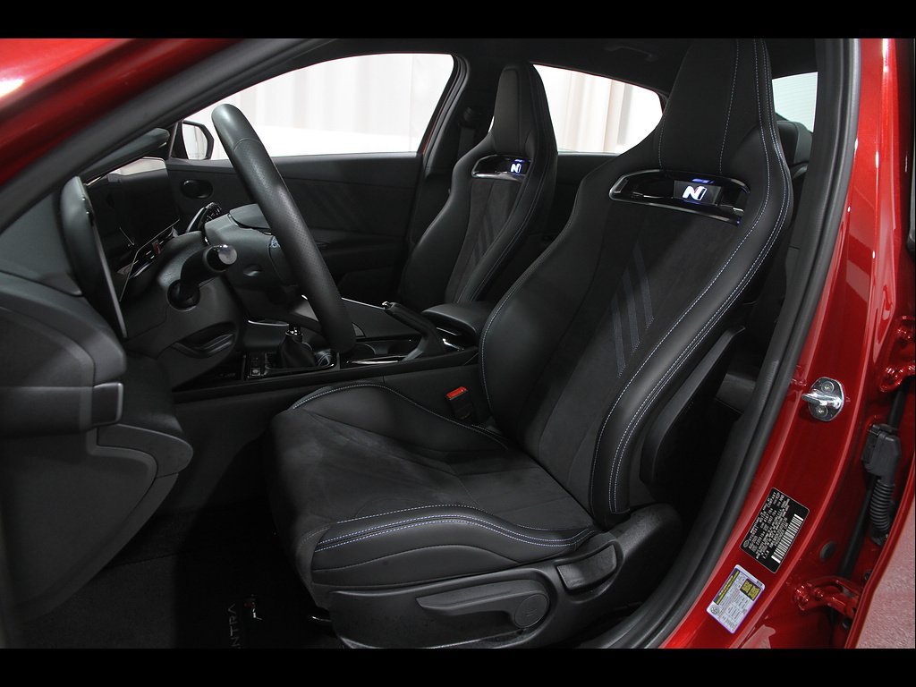 Certified 2025 Hyundai Elantra N FWD image 5