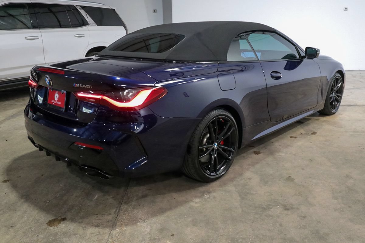 Used 2024 BMW M440i Convertible RWD image 11