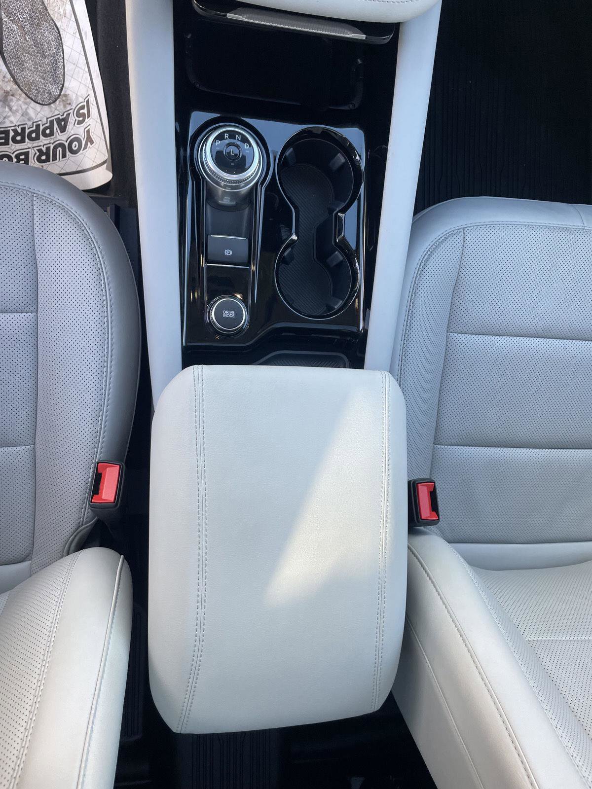 Used 2025 Ford Explorer Platinum w/ LUX Leather Package image 20