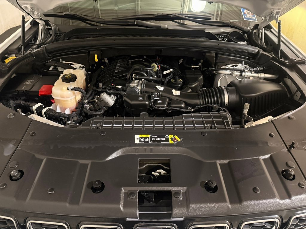 Used 2022 Jeep Grand Cherokee L Limited image 20