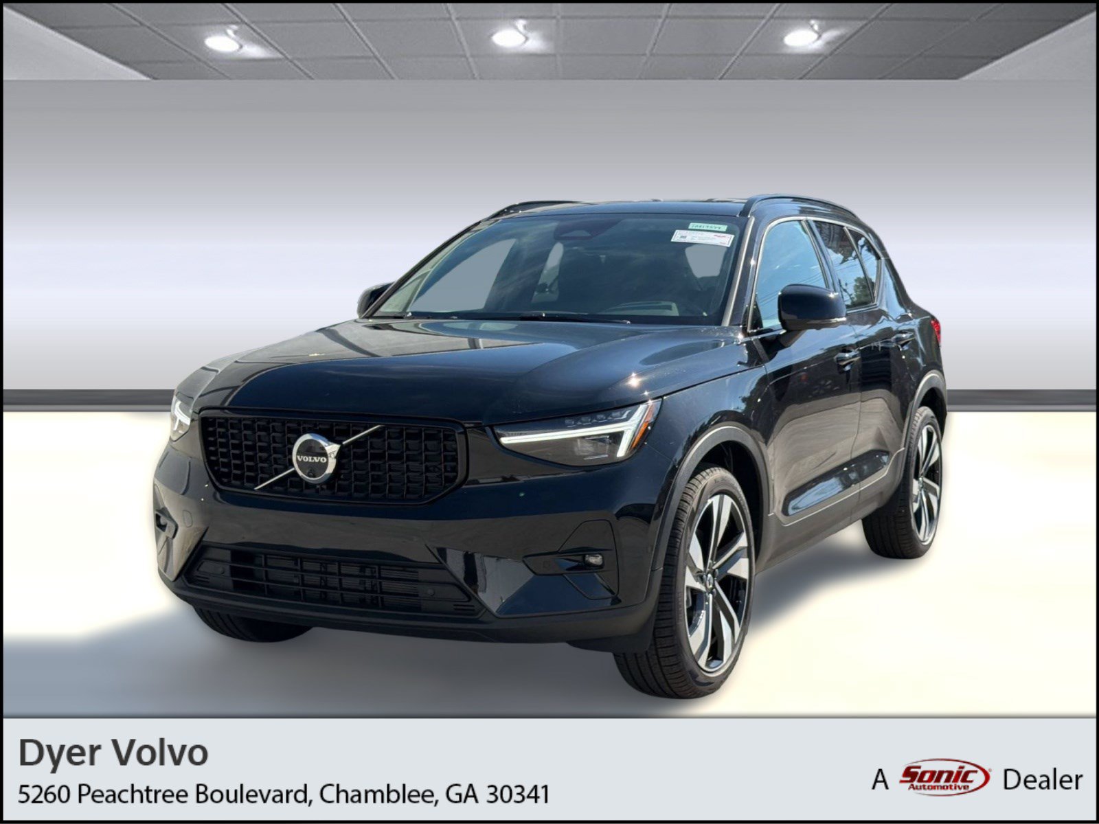 New 2026 Volvo XC40 B5 Ultra w/ Climate Package