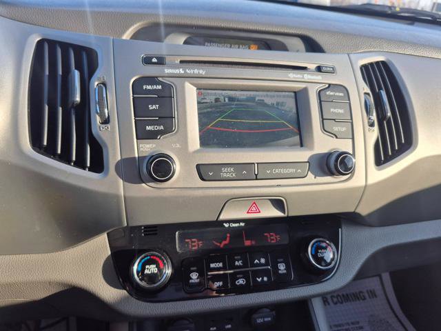 Used 2014 Kia Sportage EX image 16