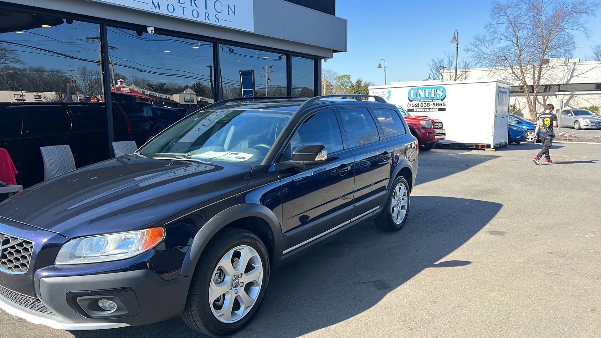 Used 2016 Volvo XC70 T5 Premier w/ Proximity Package AWD/4WD image 2