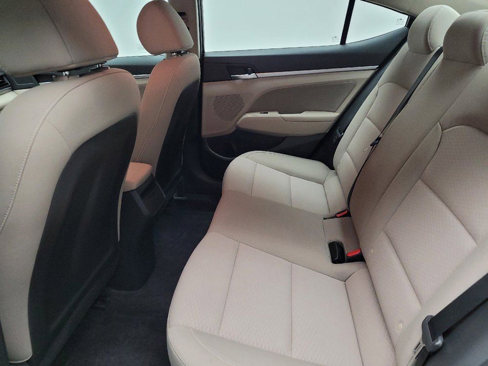 Used 2020 Hyundai Elantra Value Edition w/ Winter Weather Package FWD image 18