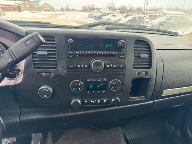 Used 2014 Chevrolet Silverado 2500 LT w/ Z71 Appearance Package image 11