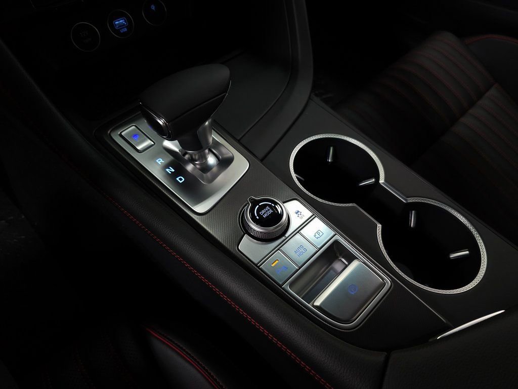 Used 2025 Genesis G70 3.3T Advanced image 23