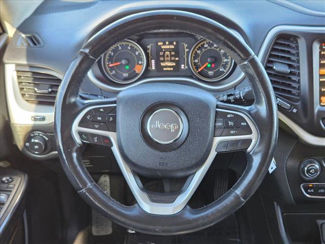 Used 2015 Jeep Cherokee Latitude FWD image 14