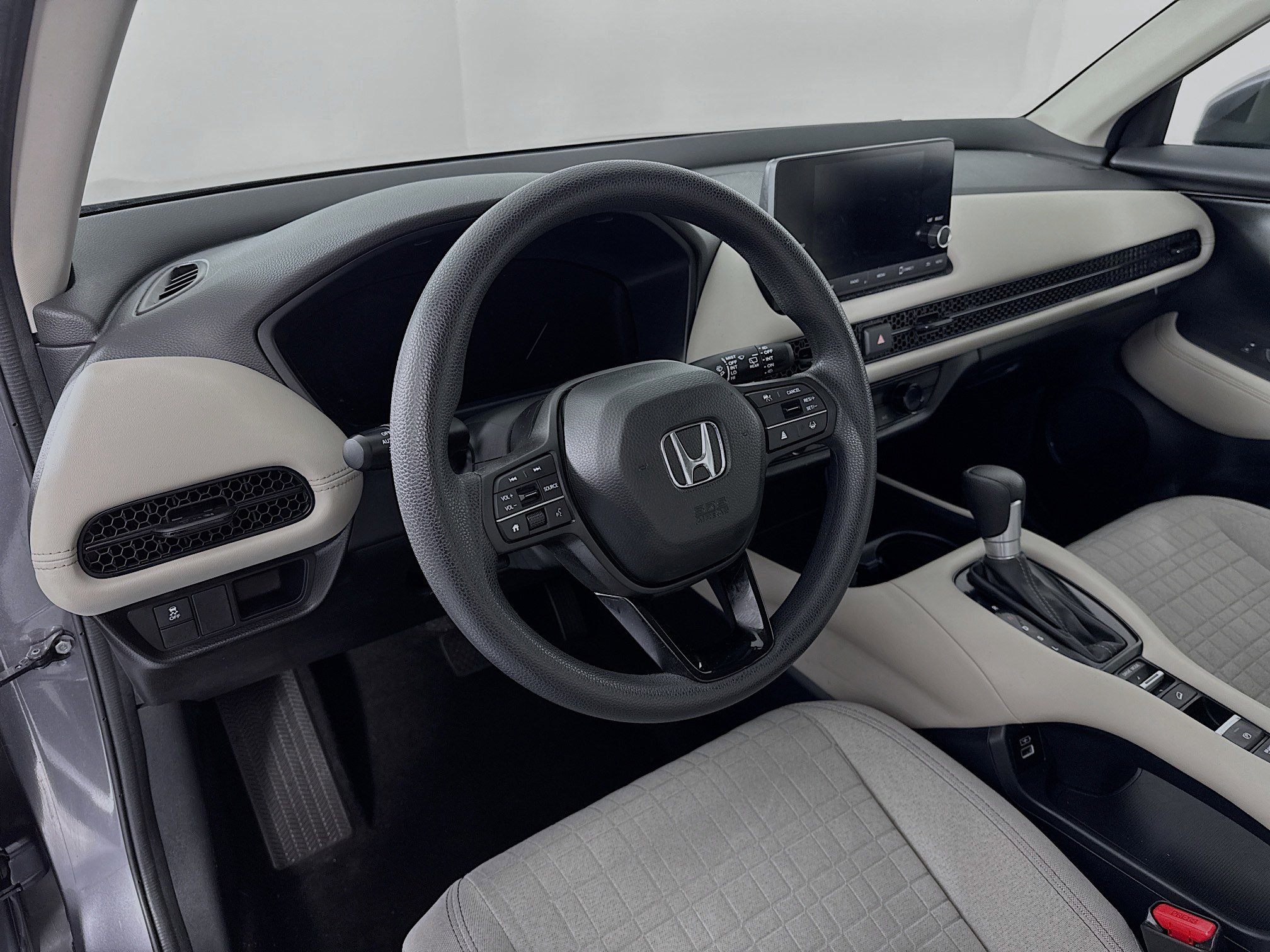 Certified 2023 Honda HR-V LX image 9