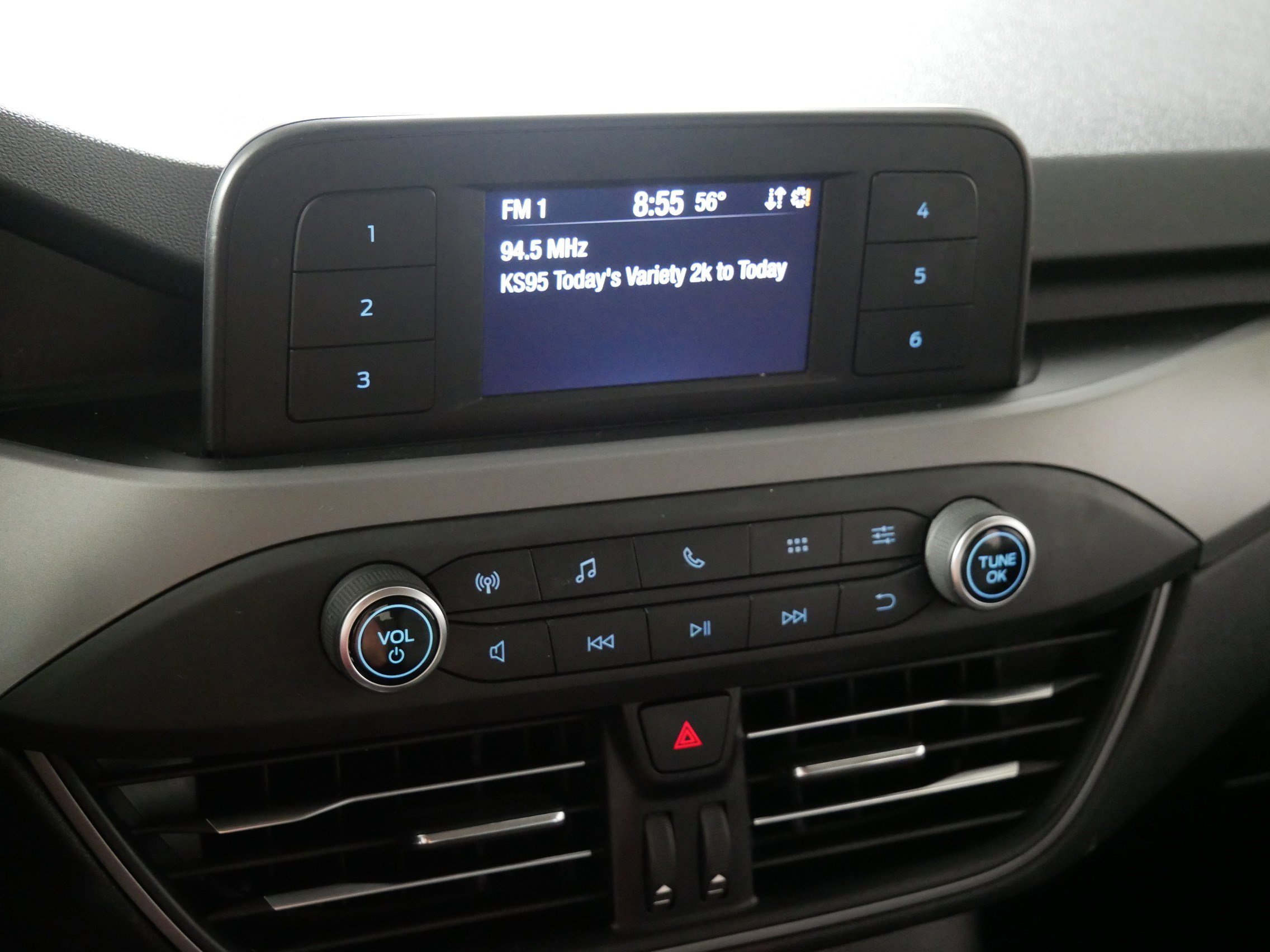 Used 2020 Ford Escape S image 22