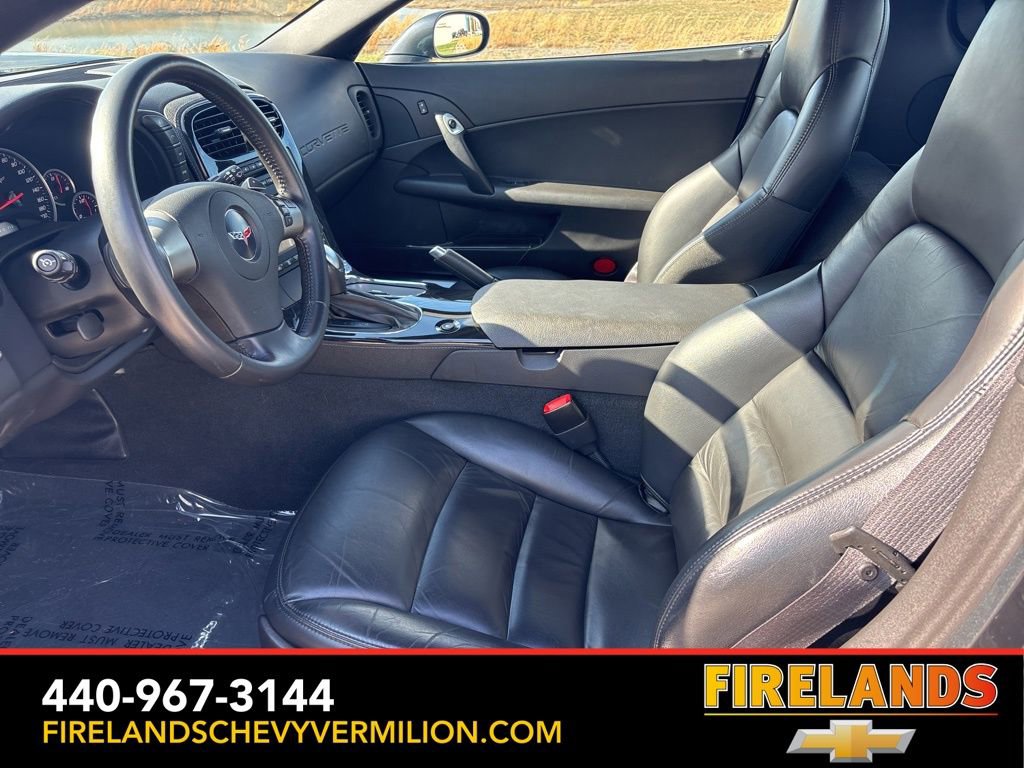 Used 2010 Chevrolet Corvette Coupe w/ 1LT image 5