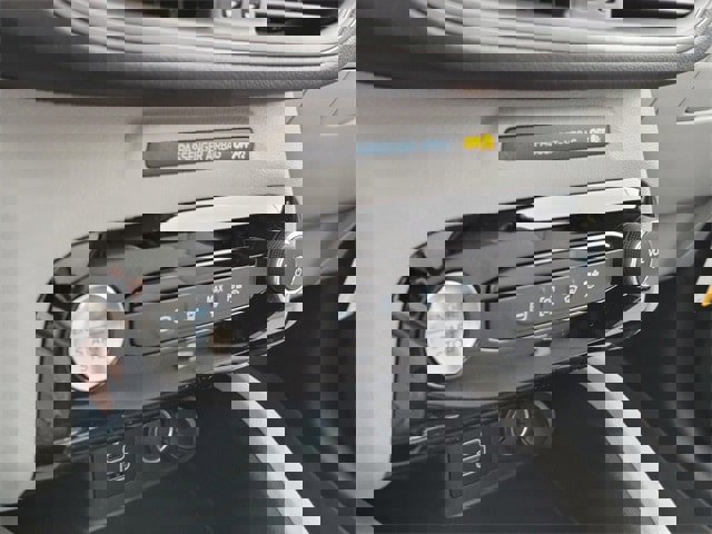 New 2025 Ford Escape SE w/ Class II Trailer Tow Package image 45