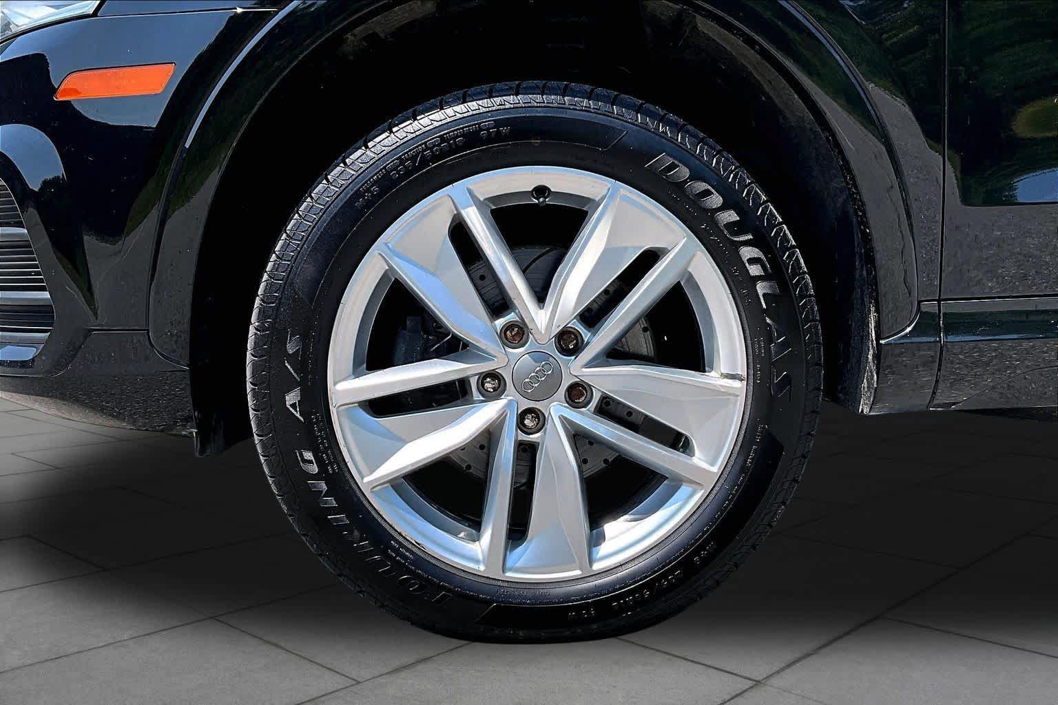 Used 2016 Audi Q3 2.0T Premium Plus w/ Technology Package AWD/4WD image 11