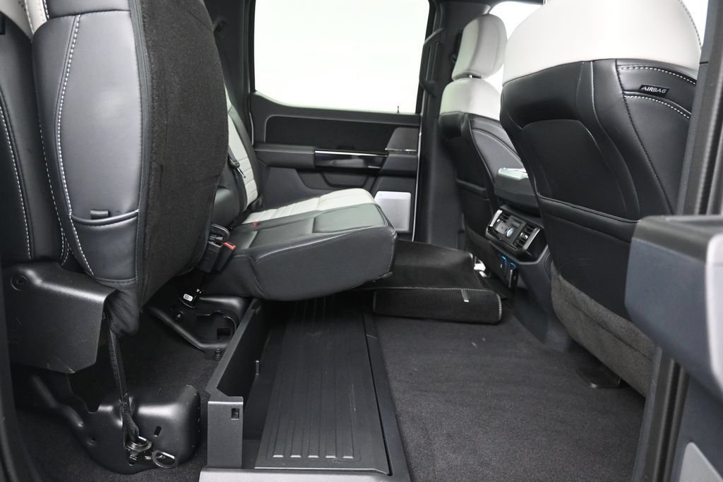 Used 2023 Ford F150 Lightning Platinum AWD/4WD image 22