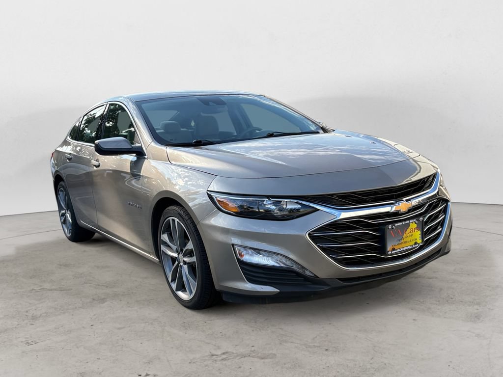 Used 2025 Chevrolet Malibu LT FWD image 1