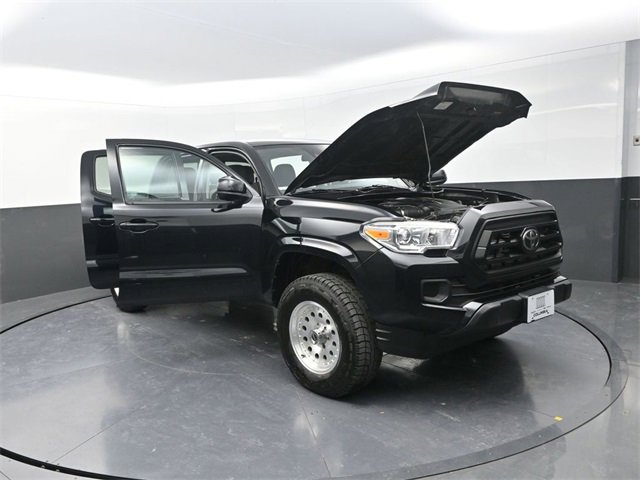 Used 2020 Toyota Tacoma SR image 25