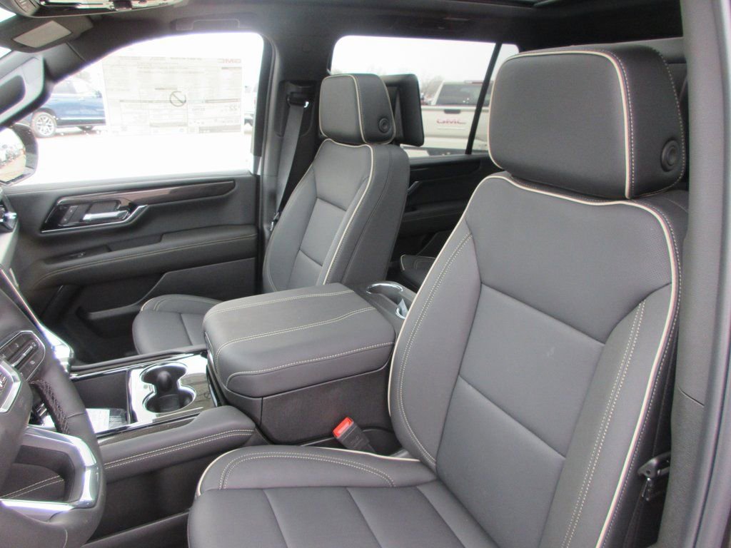 New 2026 GMC Yukon XL Elevation w/ Elevation Premium Package image 13