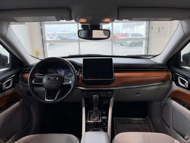 Used 2022 Jeep Compass Limited image 12