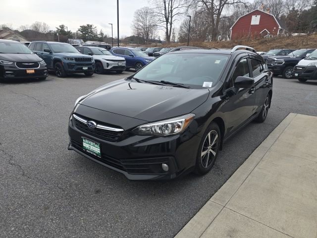 Used 2022 Subaru Impreza 2.0i Premium AWD/4WD image 3