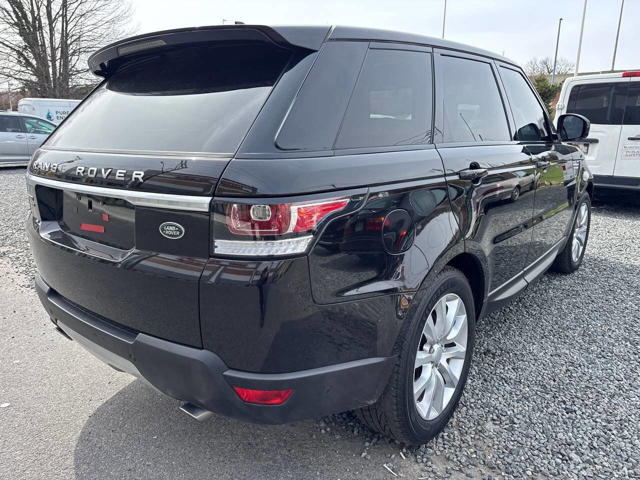 Used 2015 Land Rover Range Rover Sport HSE image 5
