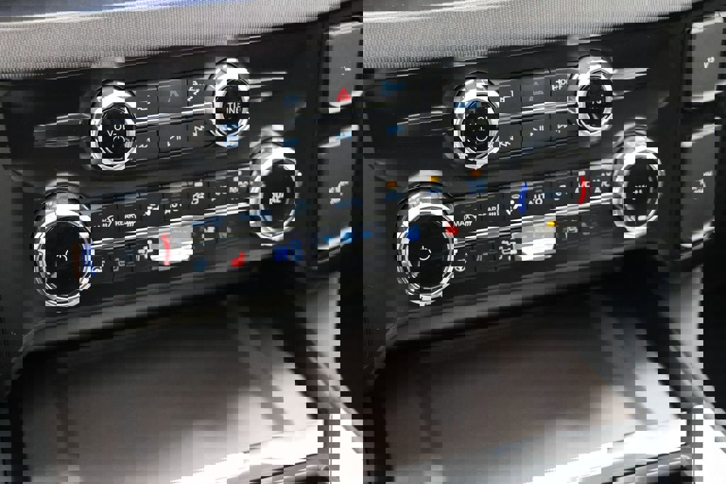 New 2026 Ford F250 Platinum image 25