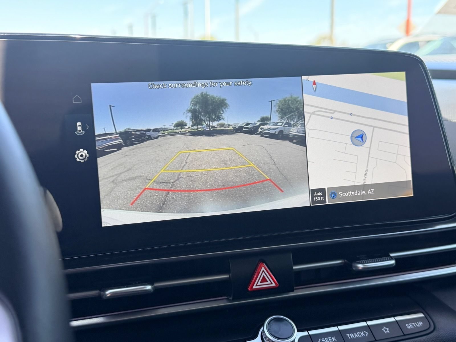 Used 2025 Hyundai Elantra SEL FWD image 26