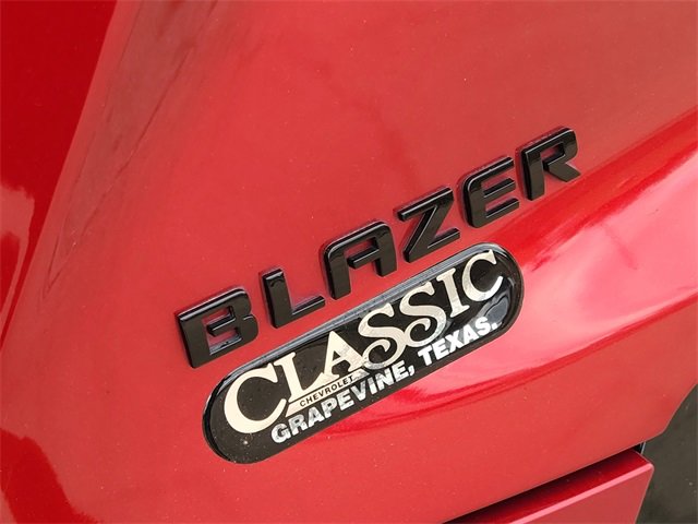 Used 2021 Chevrolet Blazer RS w/ Driver Confidence II Package FWD image 9