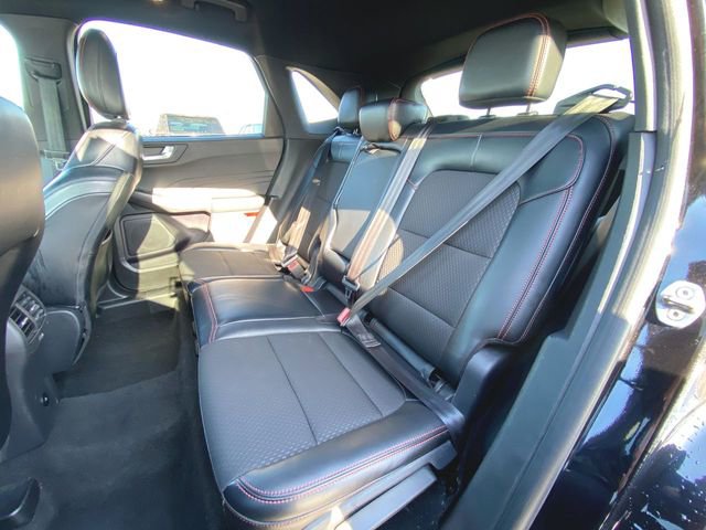 Used 2024 Ford Escape ST-Line image 23