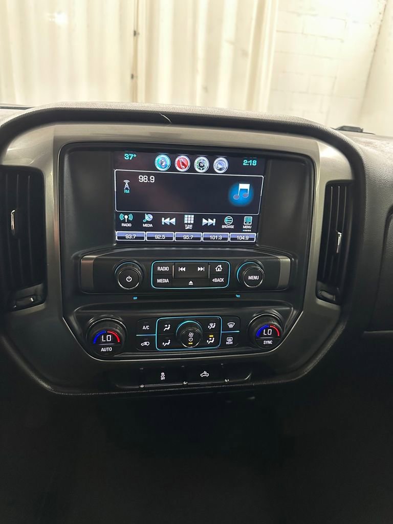 Used 2018 Chevrolet Silverado 1500 LT w/ All Star Edition image 20