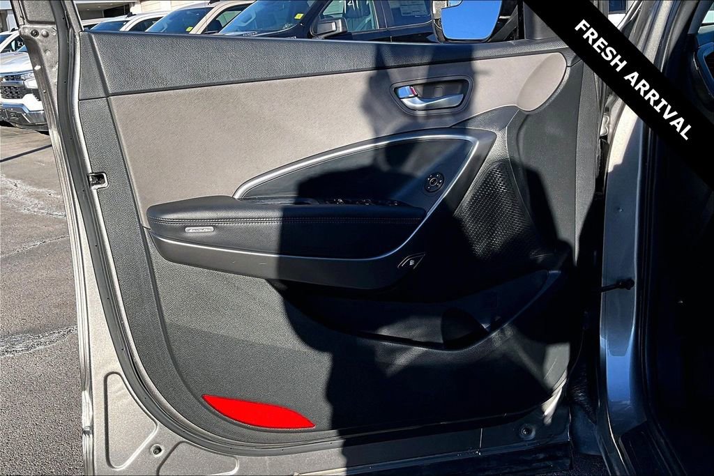 Used 2018 Hyundai Santa Fe Sport w/ 2.4L Value Package 02 image 19