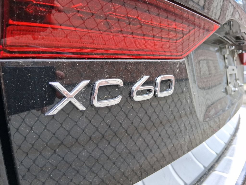 New 2026 Volvo XC60 T8 Ultra w/ Protection Package Premier AWD/4WD image 5