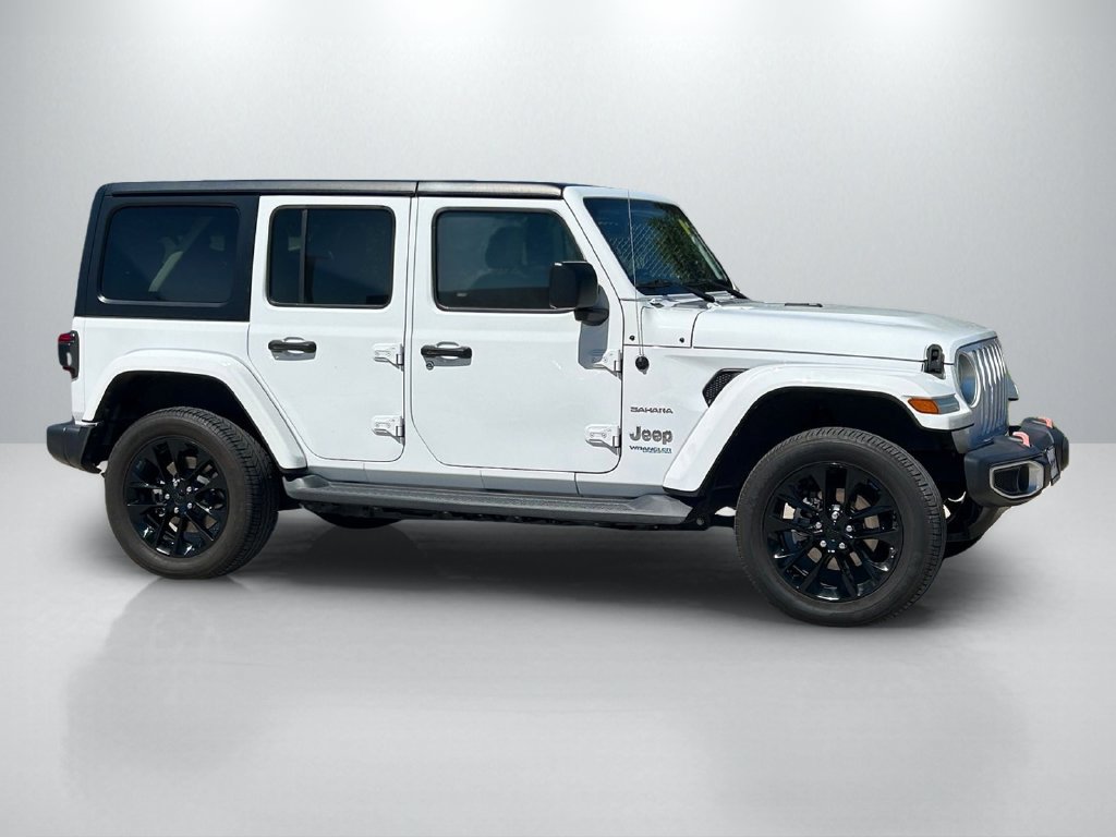 Used 2022 Jeep Wrangler Unlimited Sahara AWD/4WD image 4