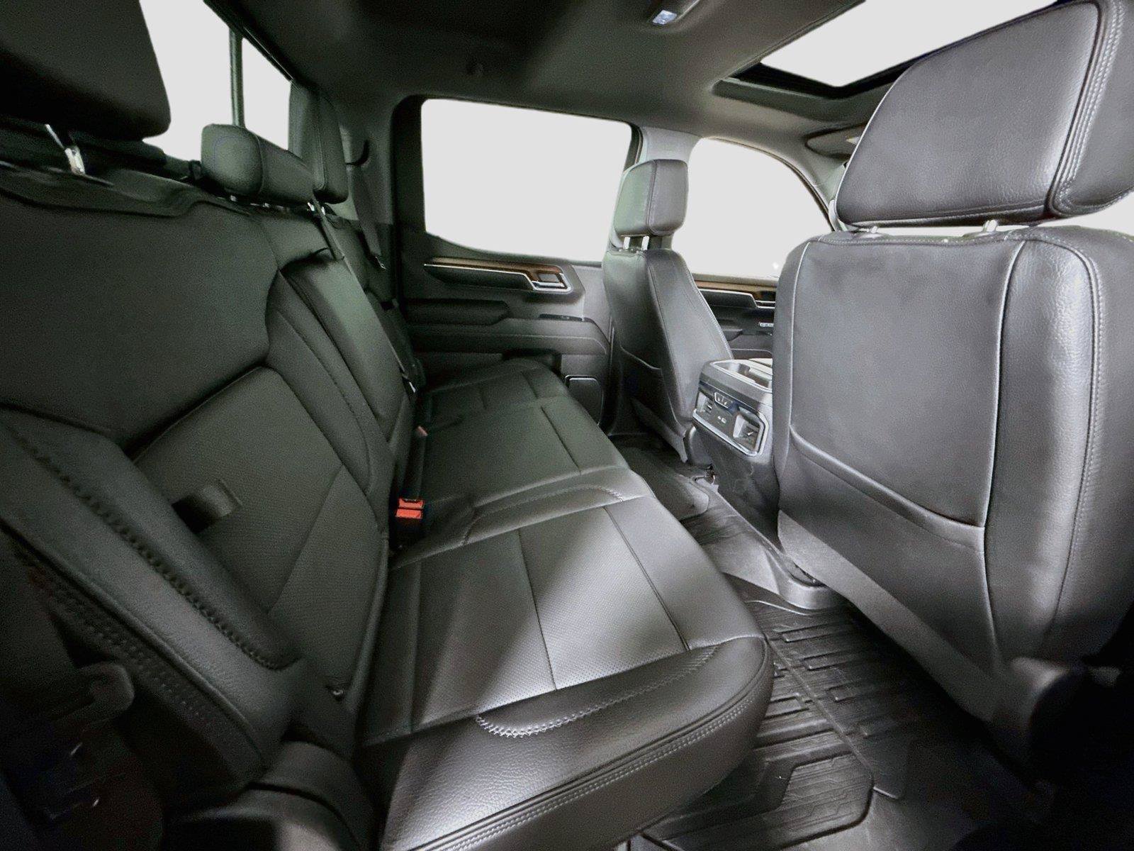 Used 2023 GMC Sierra 1500 Denali AWD/4WD image 31