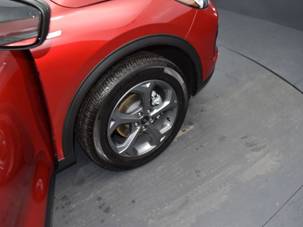 Certified 2025 Ford Escape ST-Line AWD/4WD image 19