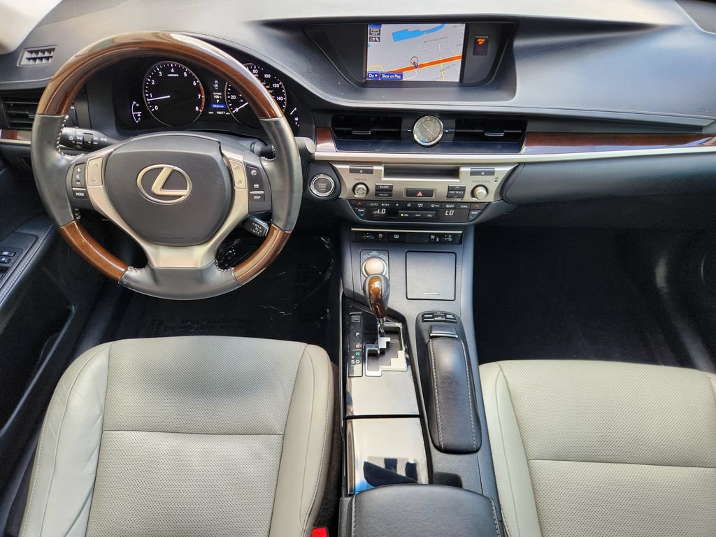 Used 2014 Lexus ES 350 w/ Luxury Package FWD image 28