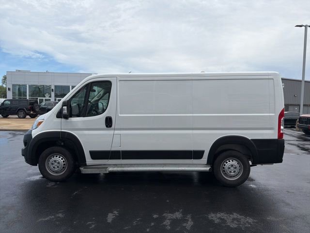 Used 2025 RAM ProMaster 2500 w/ U-Haul Equipment Group FWD image 4