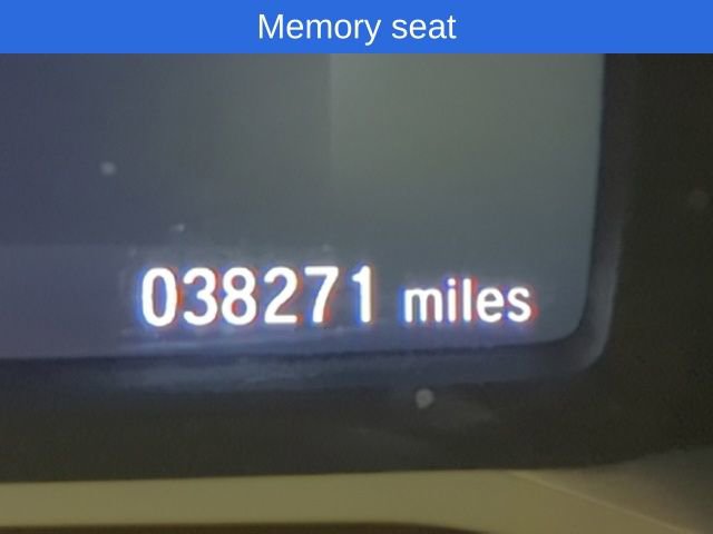 Used 2022 Honda Pilot Touring image 13