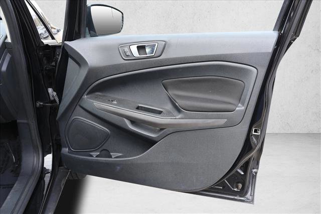 Used 2019 Ford EcoSport SE image 30