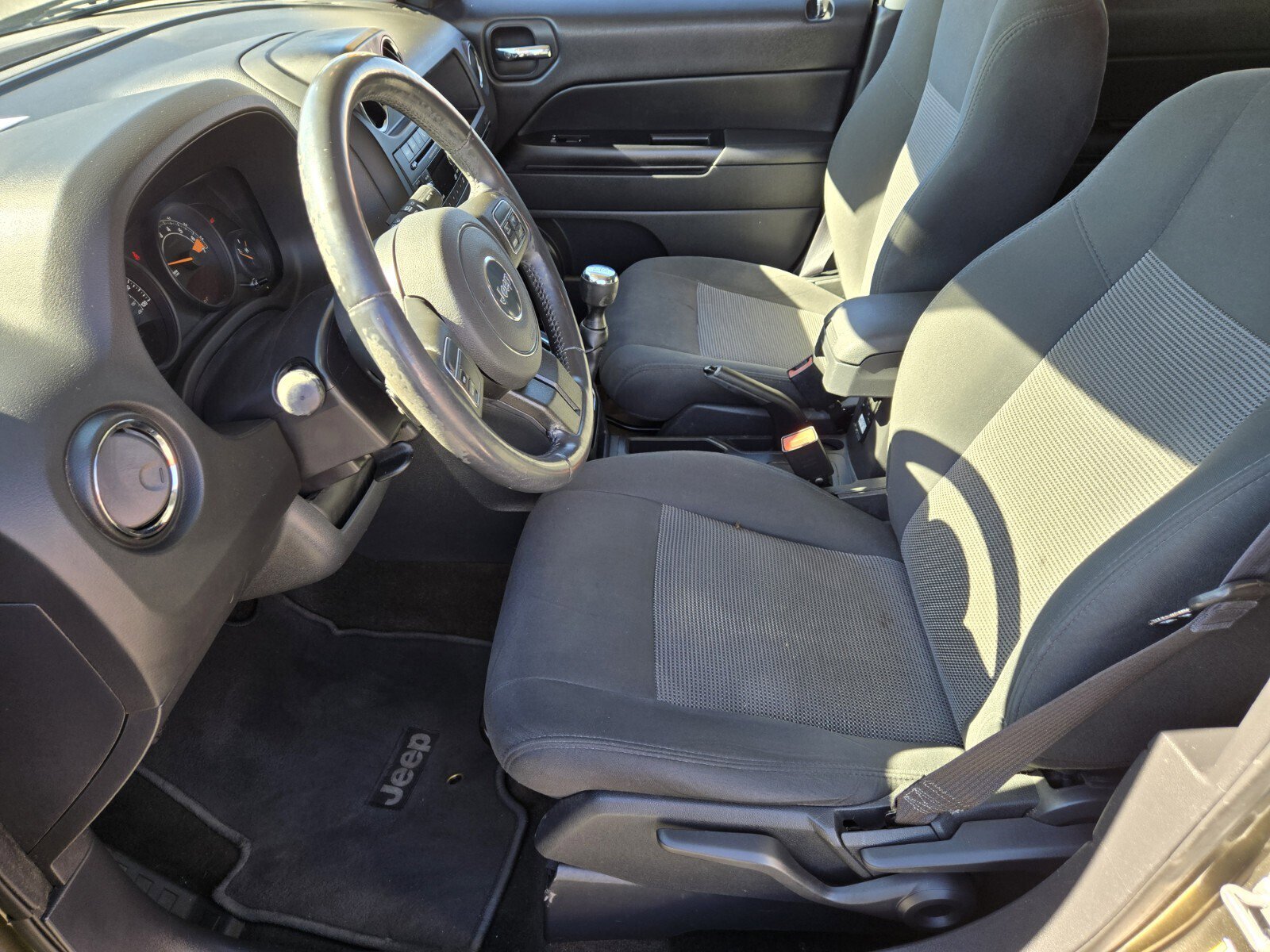 Used 2015 Jeep Patriot Latitude image 7