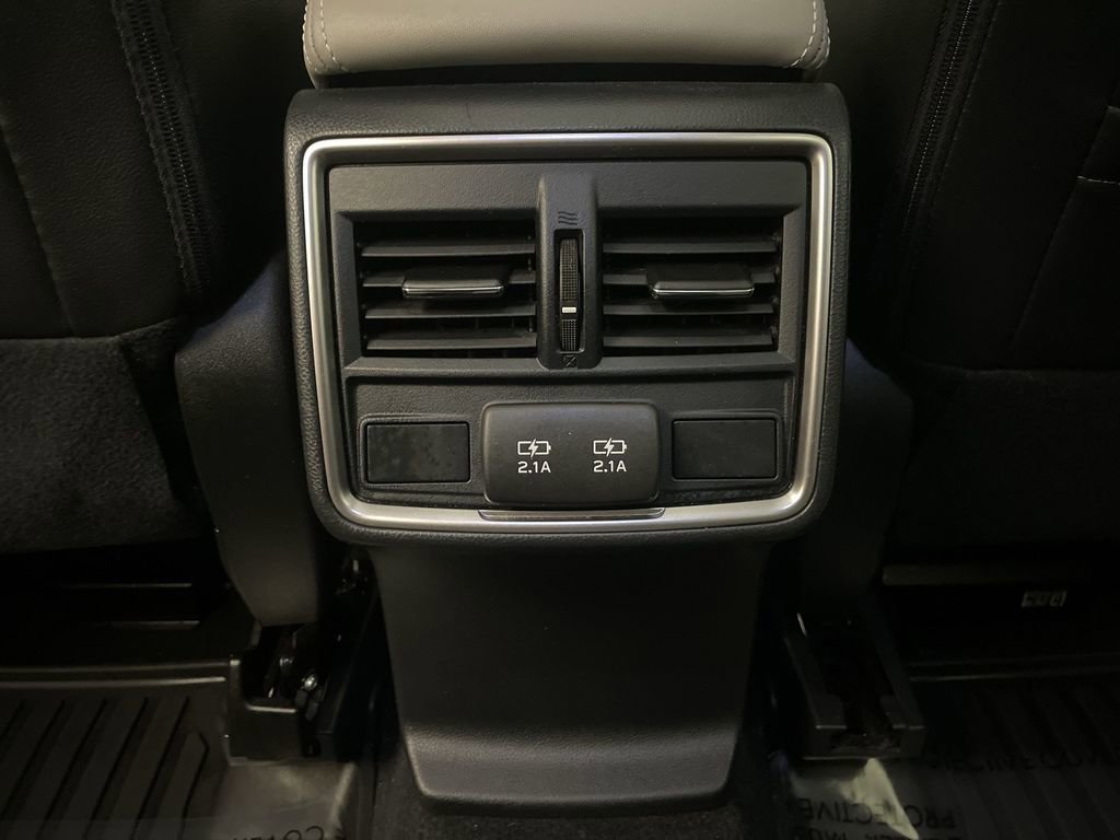 Used 2022 Subaru Forester Limited w/ Popular Package #2 image 13