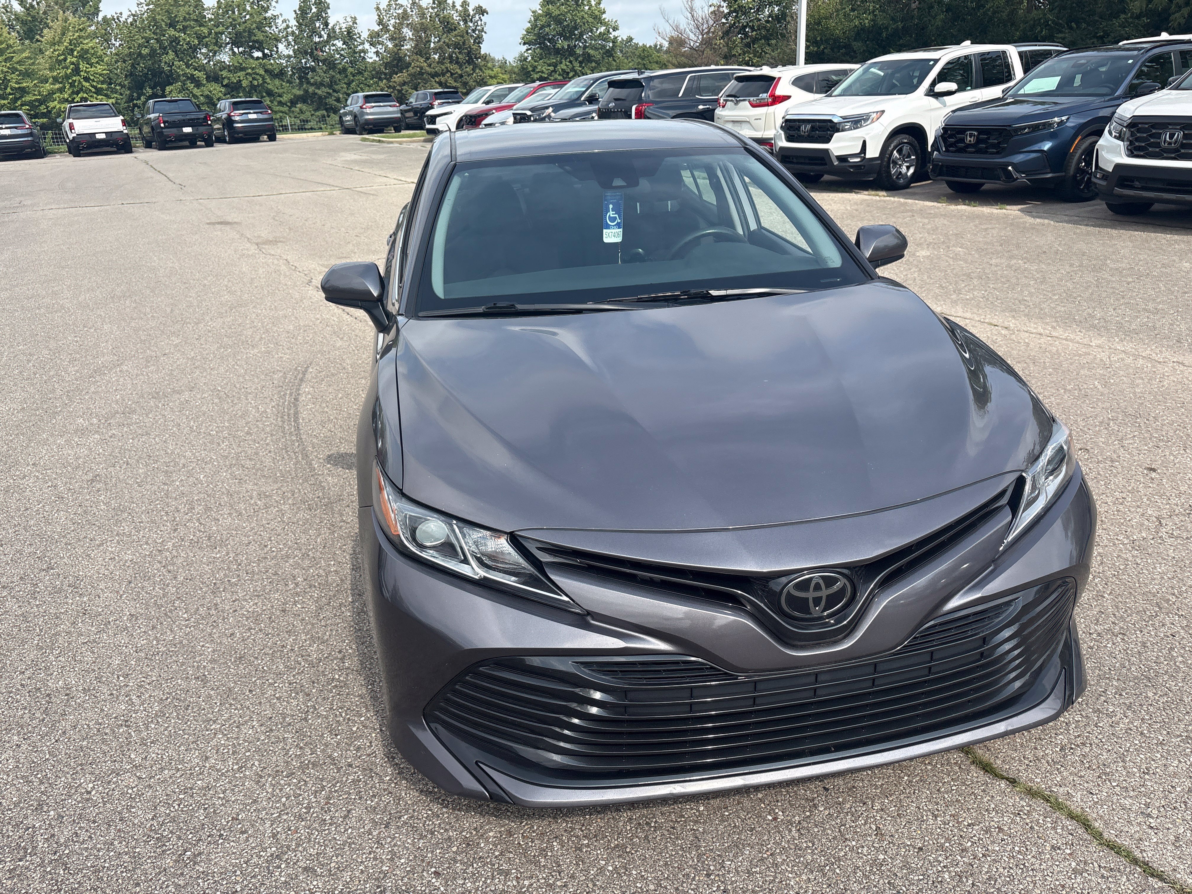 Used 2020 Toyota Camry LE FWD image 15