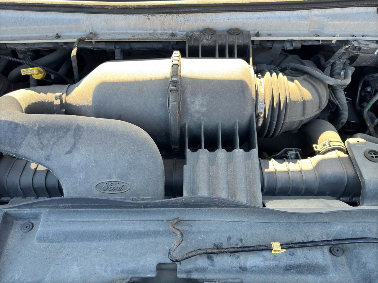 Used 2011 Ford E-450 and Econoline 450 Super Duty RWD image 15