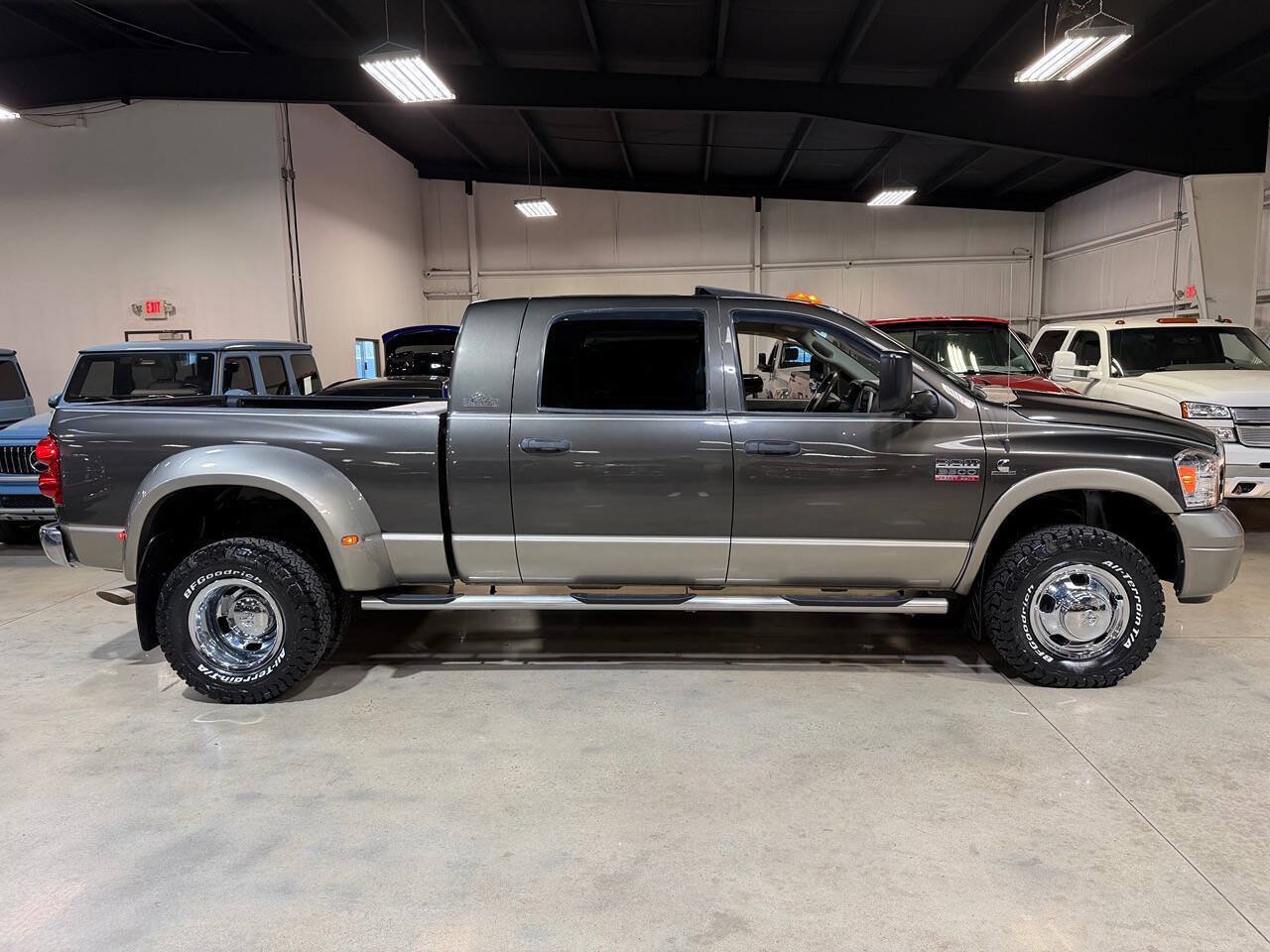 Used 2008 Dodge Ram 3500 Truck Laramie AWD/4WD image 7