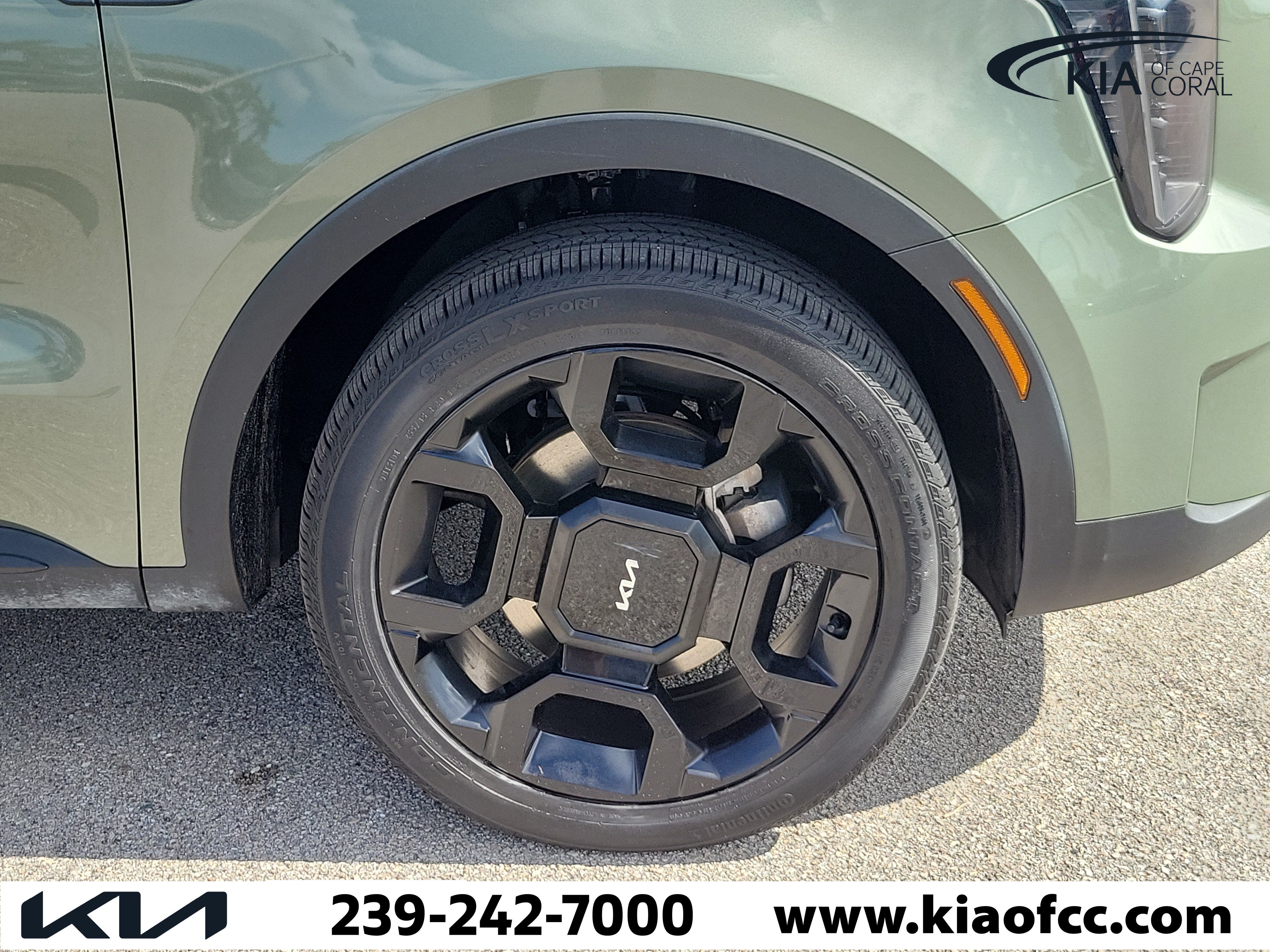 Certified 2024 Kia Sorento X-Line EX AWD/4WD image 7