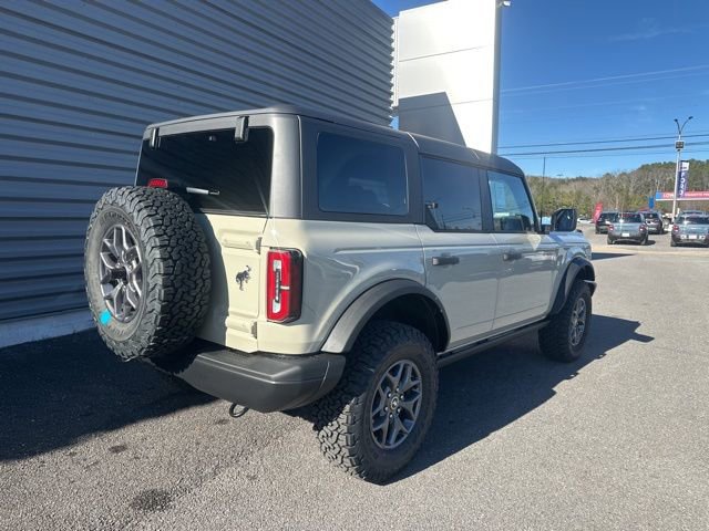 New 2025 Ford Bronco Badlands image 3