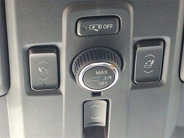 Certified 2025 GMC Yukon XL Denali image 25