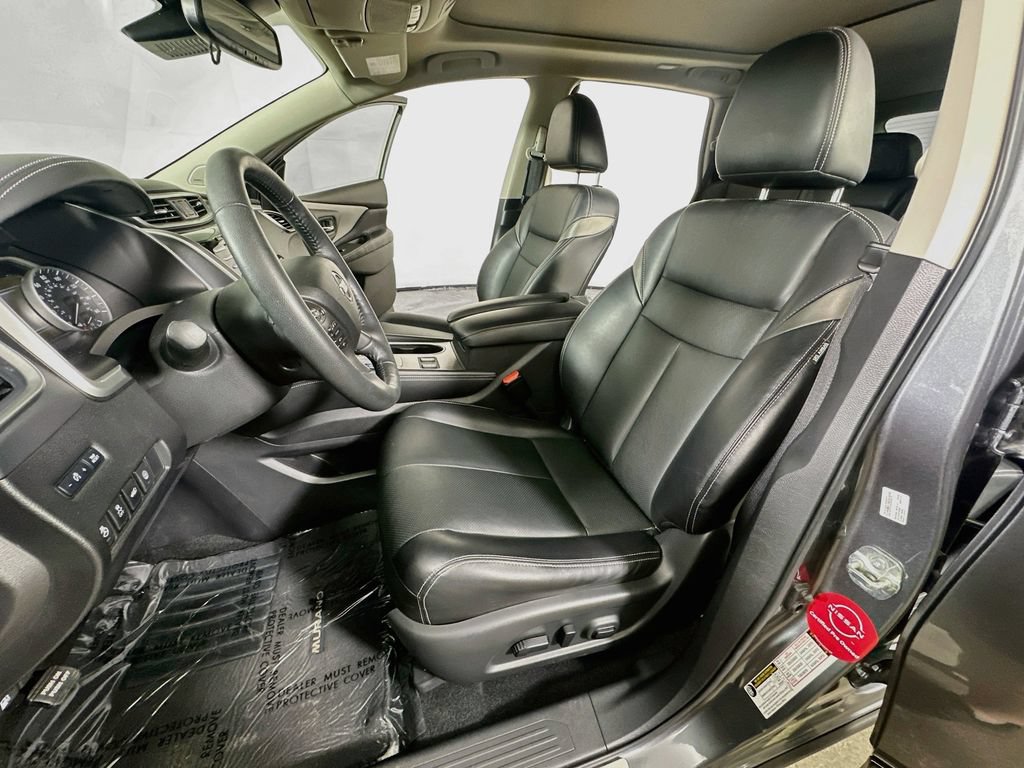 Used 2020 Nissan Murano SL w/ Moonroof Package FWD image 17